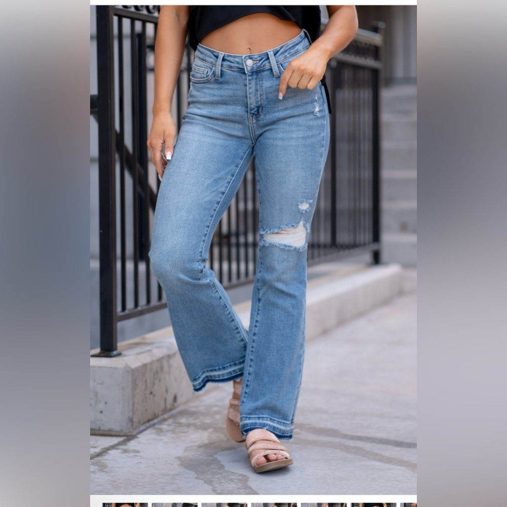 Judy Blue Mid Rise Distressed Released Hem Boot Cut Jeans‎